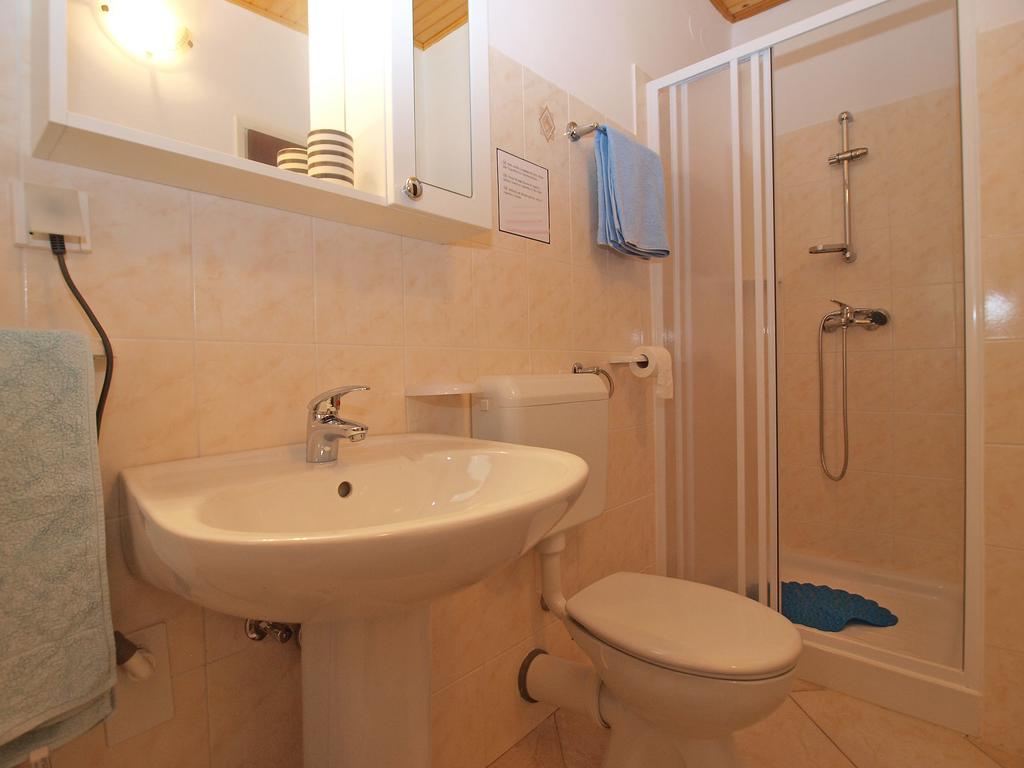 House Sandra 1430 Peresiji Exterior photo
